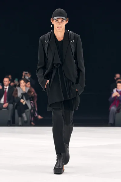 Look 7
